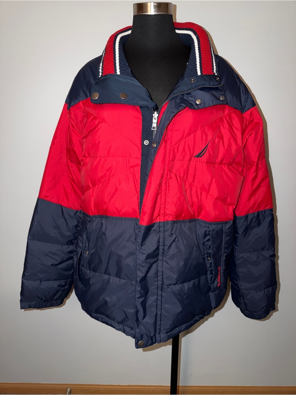VTG 90's NAUTICA XXL Navigation Down Puffer Reversible Jacket with hidden hood
